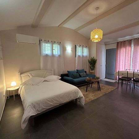 Studio Calme Et Agreable Avec Acces Jardin Partage Le Bar-sur-Loup Exterior foto